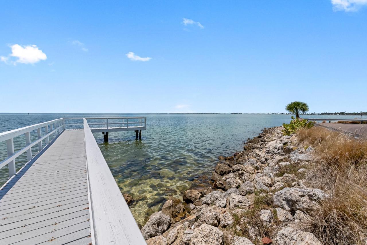 Wake Up To The Ocean Breeze - Enjoy Amazing Views Villa Tampa Exterior foto