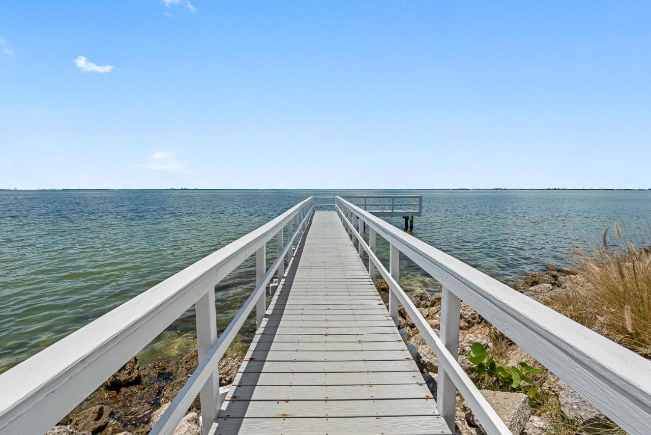 Wake Up To The Ocean Breeze - Enjoy Amazing Views Villa Tampa Exterior foto