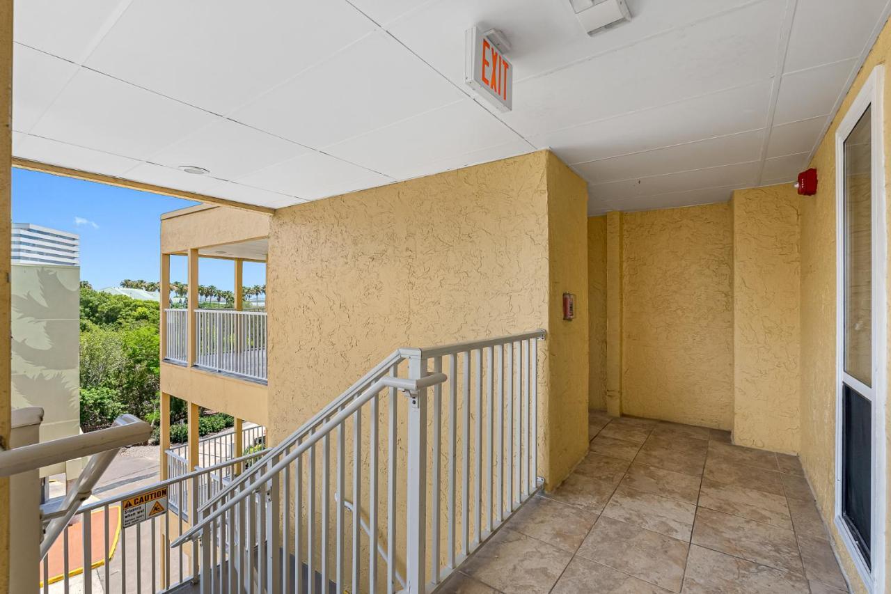 Wake Up To The Ocean Breeze - Enjoy Amazing Views Villa Tampa Exterior foto